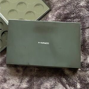 MAC Cosmetics Black Magnetic Makeup Palette Case